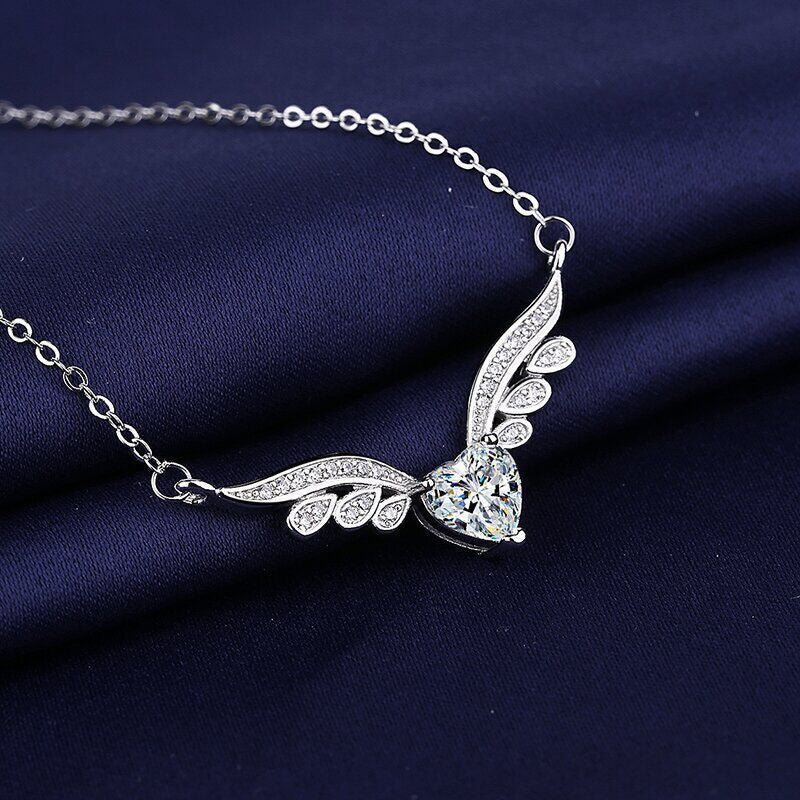 Elegant Crystal Angel Wing Heart Choker Necklace 